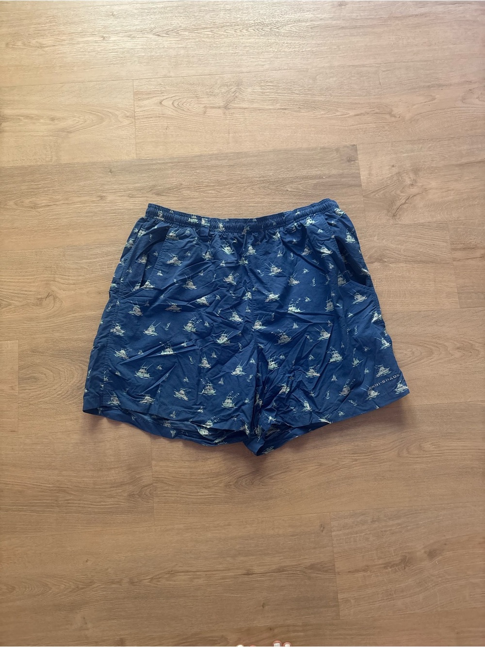 Columbia PFG Navy Blue Boat Printed Omni-Shade Shorts